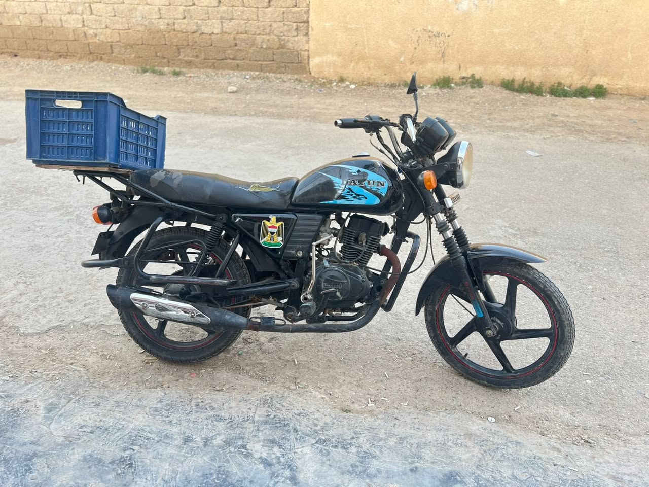 للبيع دراجة دايوان 2019 
بدون اوراق محرك مامفتوح  
شرط الفحص  السعر 750 بيها مجال بس قليل
مكاني العبارة زاغنية

رقم الهاتف ***********
