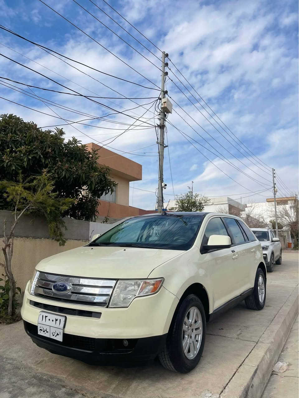 سعر85$شوين سليمانى 
فورد ئيدج 2008فوول مواسه فات
ده بل أكسل جلد بانورامه 
بئ بوياغ  سئ جى كارتى هه يه 
فيشه كه   بيوه ديار نيه 
گيرو مه كينه به شه رت 
تحويل و غرامه به شه رت ***********
*********** السليمانية, العراق
