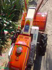 ماكنة ينمار يابانية جديدة  بستم واحد بنزين حجم كبيرة مع رباشة مكان بغد...