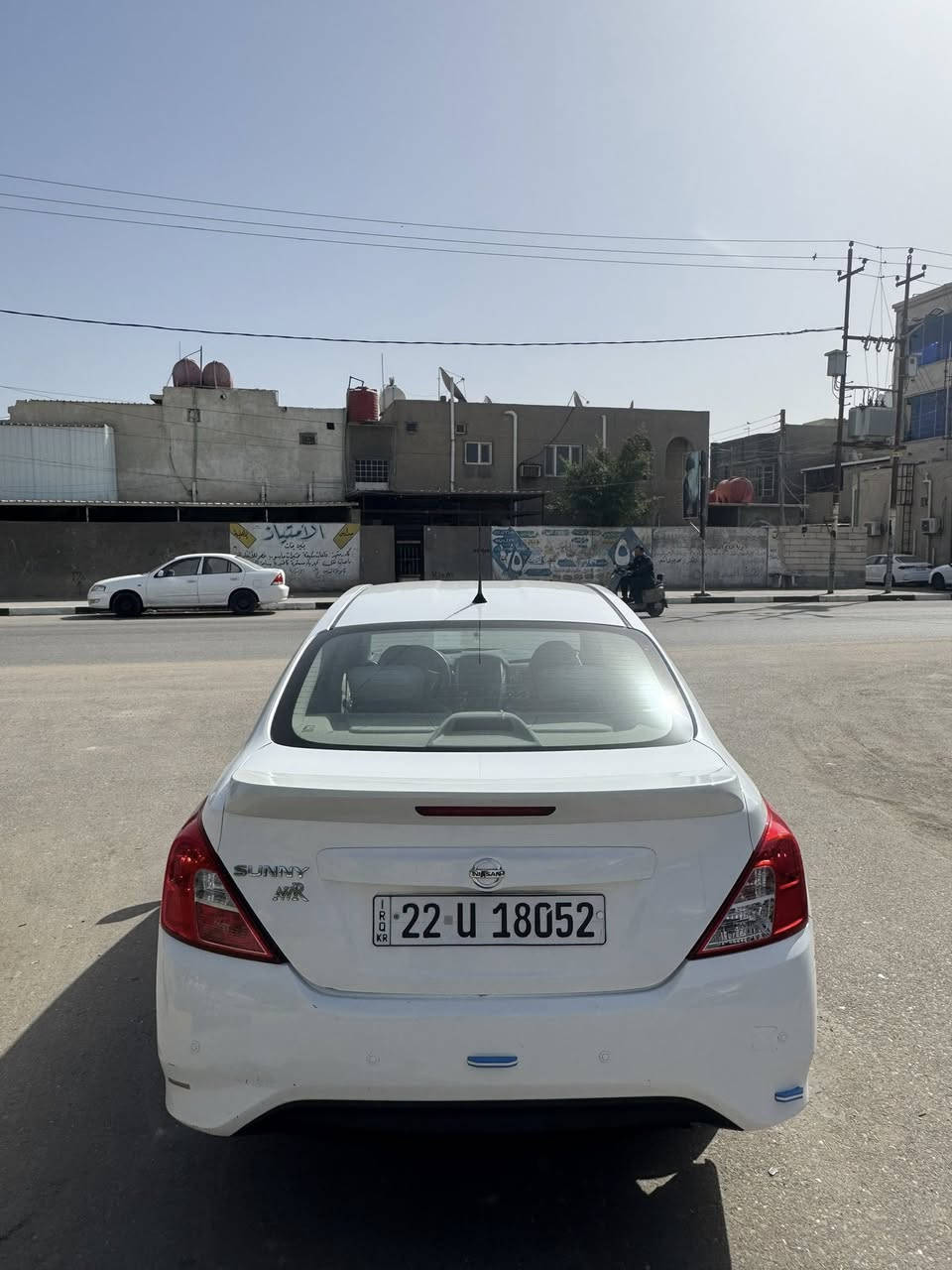 ((نيسان سني هندي مديل 2023  ))
هندي ابو لبليتة زركة 
( رقم أربيل دولي  تحويل وكالة بسم شركة  ) 
🚙(سيارة بيها مدكر خلفي صبغ + طخة ع وضعها بسيط ))
          باقي مكفول كفالة عامة كلش 
((ماشية .20 .كليو متر سيارة جديدة وجاهزة من كلشي جاهزة ))
      ((السعر 116 وبيها مجال ))
     ..واحلى من صور .. بهواي 
..العنوان البصرة المعقل ..
 ..رقم هاتف 📞  ***********
