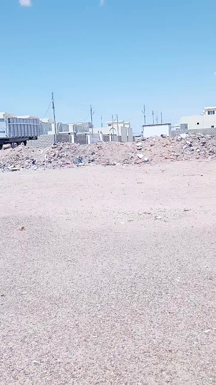 قطعتين طبك راس بلوك شارع ٣٠ تجاري للبيع في الرمادي في السبعة كيلو قرب مجمع دور واطئة الكلفة
نوع العقار طابو صرف
مساحة القطعة الواحده ٢٥٠ متر مربع
السعر ٥٠ مليون وقابل للتفاوض
للتواصل عبر الواتساب *********** 📞
مكتب الأتقياء للعقار
وكذالك نستقبل من حضراتكم كافة العروض العقارية
أستاذ أنور الدليمي للعقارات

