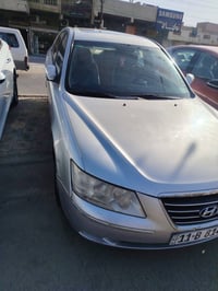 سوناتا خليجي موديل ٩ رقم بغداد انكليزي بأسم جاري محرك ٢٤٠٠ مكفول من ال...