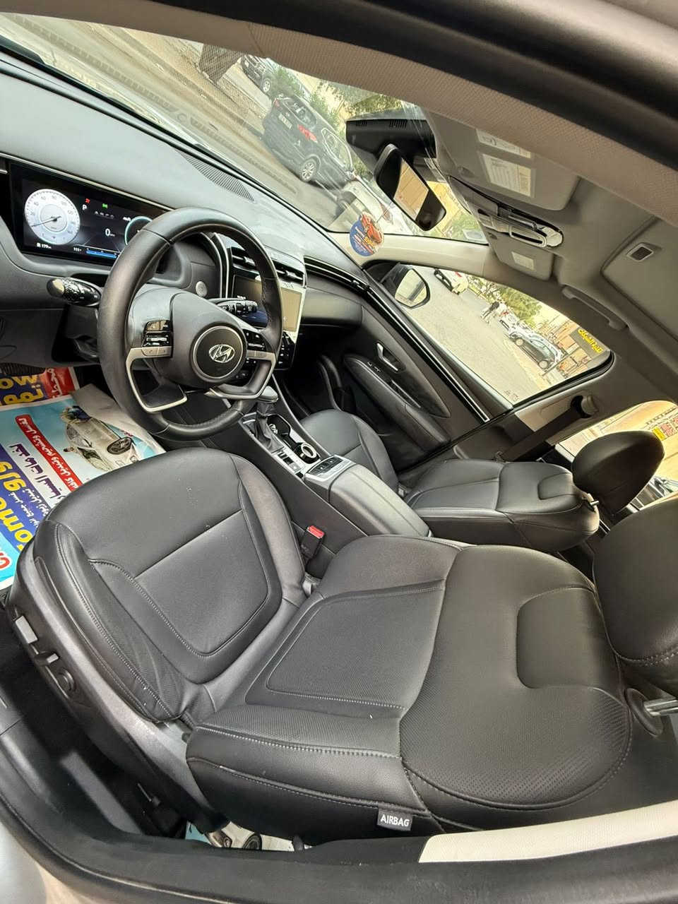 توسان 2024 للبيع
حادث بسيط جداً بنيد ومصبوغ بدون تبديل

اي قطعة ليبل واحد ايرباك طاك

سلايد

بصمة

تشغيل عن بعد

شاشة دجتل + شاشة جبيرة كار بلي

جنطة كهرباء

داخلي وكشنات جلد اسود + كشنات تدفئة

رادار امامي

رادار جانبي

تحكات تبريد بيانو كل الدكم لمس

ويل جبير

هندبريك بصمة

شاحن واير ليس

4 أوضاع قيادة

بك لايت كامل متصل بلادي

لايت زنون بلادي 4 عدسات + لد نهاري

السيارة ماشية 6500 ميل جديدة لك

رقم بغداد باسمي

*********** اتصال
