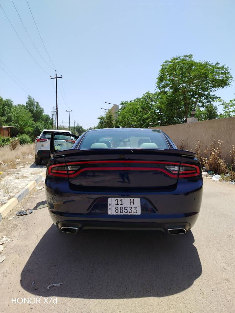 جارجر ٢٠١٦ سته ٣٦٠٠ بدون ايرباك صبغ جزء من قبغ الجنطه فقط سياره جديده العنوان بغداد البياع هاتف *********** السعر ١٨٠ وبيه مجال بغداد, العراق
