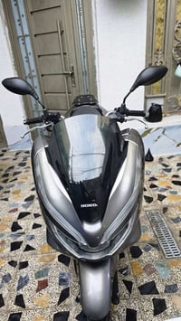 شباب PCX جيل الثالث ياباني موديل 2020  للبيع  الدراجه مكفوله كفاله عام...