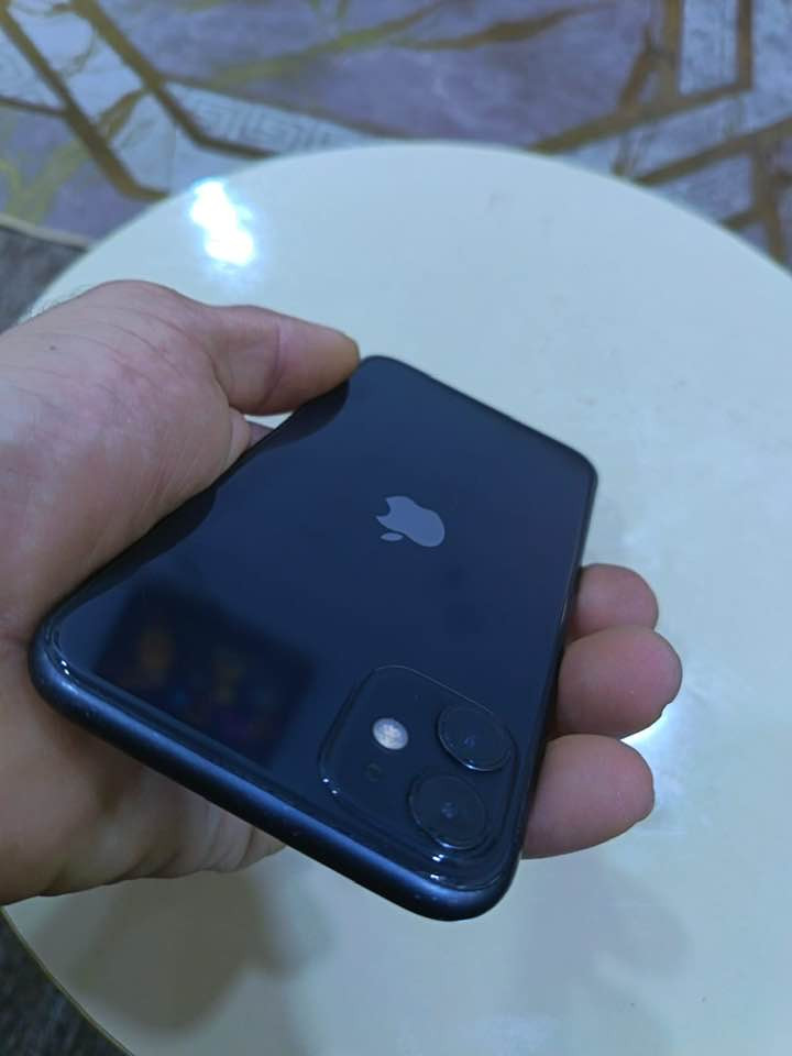 ايفون 11 عادي ذاكره 64
مبدل بطاريه اصليه. وشاشه. اصليه. والشاشه. صار بيهه كسر. 
 للبيع او مراوس. مكاني. حي ميسان.


**إذا كنت صاحب هذا الإعلان وتريد حذفه لأي سبب، رجاءا أرسل رسالة إلى الدعم الفني**