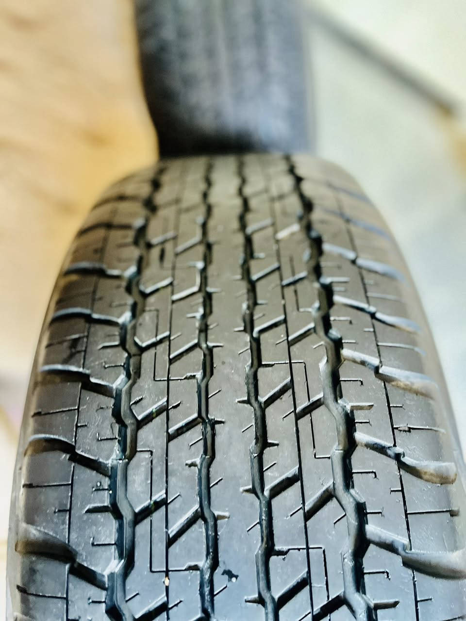 السلام عليكم 
زوج تايرات دنلوب ياباني اصليات
كلش نظيفات بس واحد بي بركعه ثاني مابي
الحجم ١٧ار٦٥(٢٨٥
توصيل متوفر 
السعر ١٧٥ الف بيهن مجال


**إذا كنت صاحب هذا الإعلان وتريد حذفه لأي سبب، رجاءا أرسل رسالة إلى الدعم الفني**