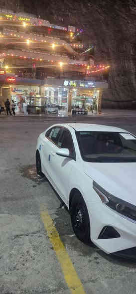 السلام عليكم 
كيا فورتي2022رقم اربيل وكالة او تحويل
 مضمون 
× ملاحضه: السيارة بسمي

صور الحادث مرفقه  ماشيه54
 
ملاحضه: بدون ايرباك  
واليبل واحد 

مواصفات : مكينة 2000 دوش / شاشة كبيرة / كامرة دوارة / رادار تعديل مسار / اوتو بريك / رادار جانبي / مود درايف / تحكم ستيرن / كروس سرعة /مانع انزلاق / بلوتوث / اواكس / USB //قياده اليه/
السعر 158$

عنوان  بغداد         📍📍

للتواصل:***********
