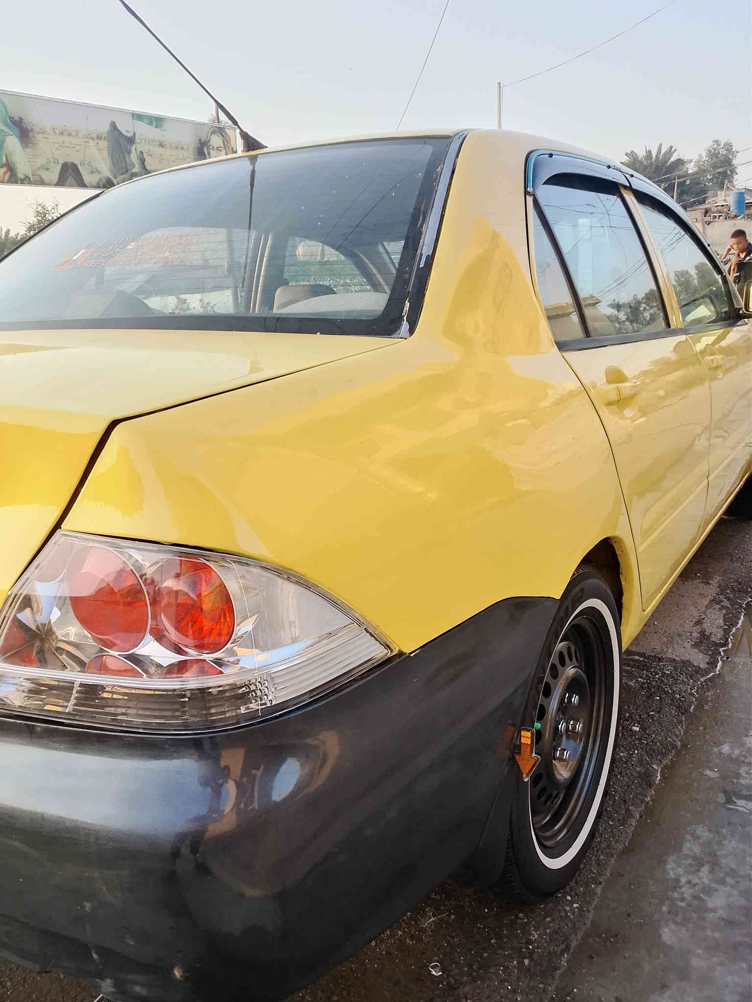 السلام عليكم لانسر موديل 2011 امريكي حادثه طخه ليوره خفيفه تخم تأير صدر جديد صبغه  جديده رقم بغداد مكينه تبريد خير من الله كير اوتماتيك سنويه لحد 27 عنواني بغداد الحسينيه الراشديه رقم الهاتف ***********
