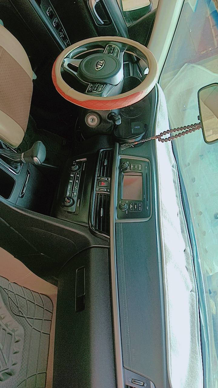 السلام عليكم للبيع كيا اوبتيما مديل 2016 وارد امريكي  موصفات تحكم جهتين حساسات خلفيه مكينه 2400  سنويه لغاية 28 بسمي   مصفره هئيه وغرامات السياره جديده حيل وجاهزه واي نقص مابيه كير مكينه مكفولات حداديه تخم تاير تبريد ثلج  ودوشمه وارضيه وجنطه كامله للاستفسار اكثر لاتصال على الرقم *********** مكان السيارة ديوانية مكلف بل نشر
