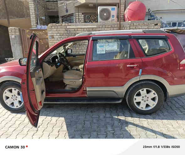 السلام عليك 
كيا موهافي خليجي فوول 2009 سيارة جديدة مكفولة 
٦سلندر ٧ راكب تخم تاير جديد حدادية جديدة صدر أمامي خلفي جديد 
فتحة سقف
بصمة
كشنات جلد
مواصفات فوول تجي وشوف بعينك بالحقيقة أحلى من الصور 
مكاني بغداد الشعلة ***********
***********

السعر 130$ وبي مجال حك الجية
