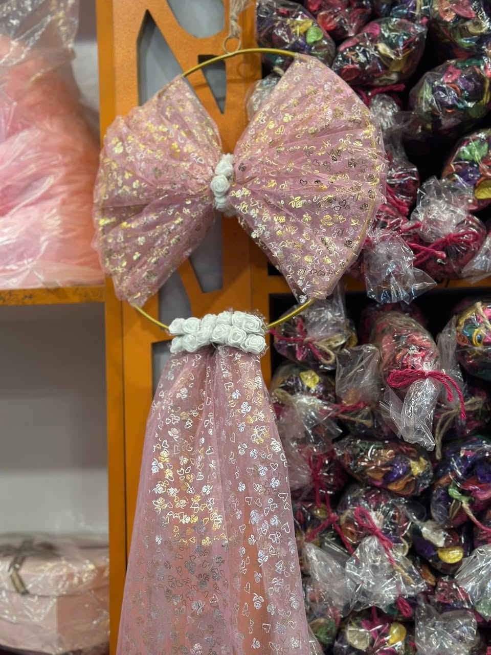 ورد الكيس ب٢ ونص 
بي تقريبا ١٤٠ ورده بالكيس 
الاطارات الحديد القطعه الفين دينار 
السيت ٣ قطع قياس ٤٥  وقياس ٤٠ وقياس ٣٠ 
نوعيه جبسوفيل الكيس  ب الف ونص 
توصيل بغداد والمحافظات ٥ الاف


**إذا كنت صاحب هذا الإعلان وتريد حذفه لأي سبب، رجاءا أرسل رسالة إلى الدعم الفني**