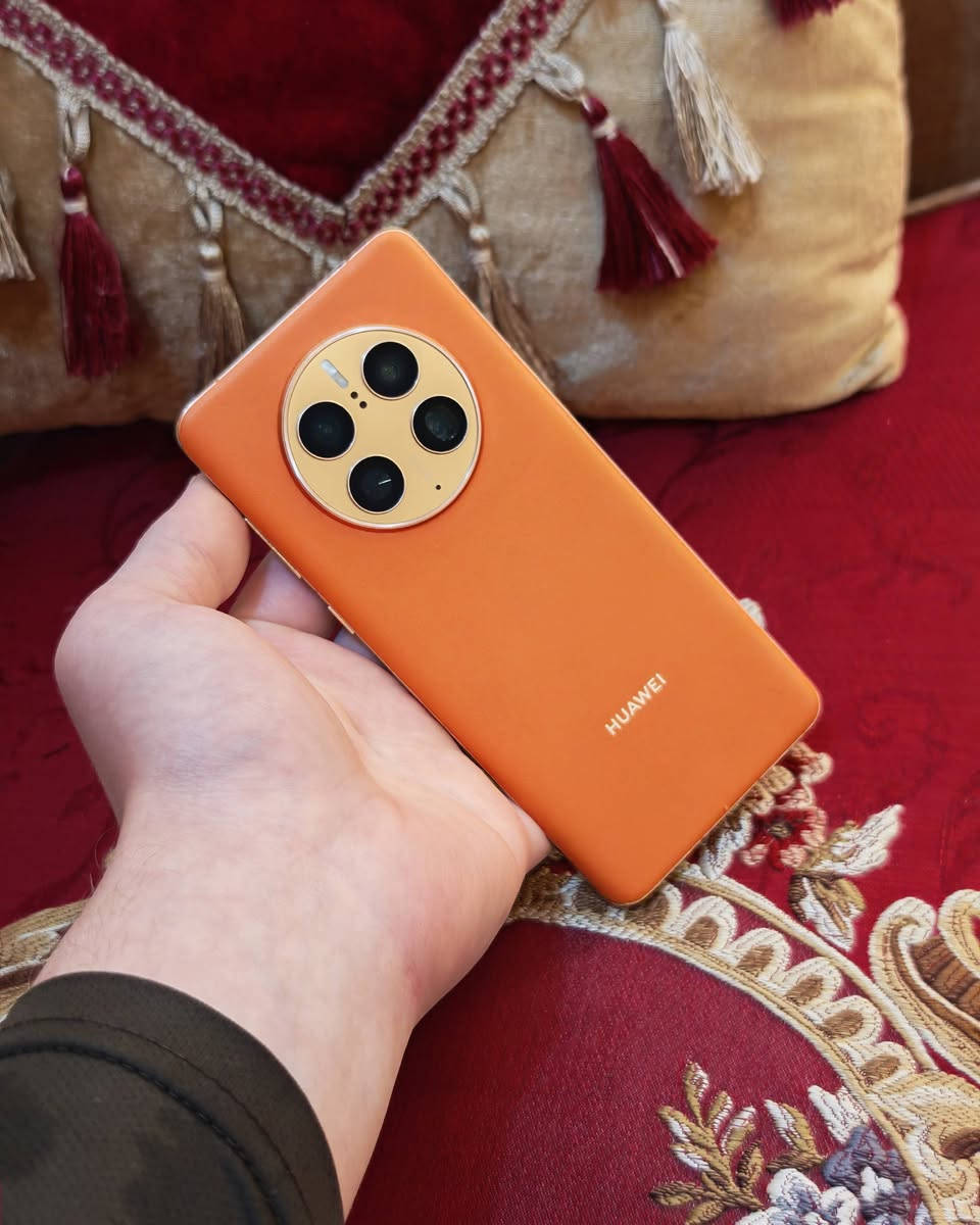 سلام عليكم للبيع أو مراوس هواوي ميت 50 برو لون مميز نضافته 💯 مكفول أخو الجديد ذاكرة 256 السعر 435 مكاني كربلاء للتواصل عل رقم ***********
