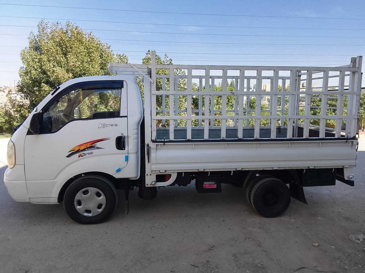 سلام عليكم كية عموشةموديل 2006 رقم بغدادسنوية2030 سيارة جاهزة مكينة 2700 جديد كير جديد اكسن جديد 7جنكال مكفولة سيارة شرط السونار مكفولة كفالة عامة فقط الدوس سيارة مال جناي صدر جديد كهربائيات كلهة شغالة الرقم ***********الرقم *********** مكان بغداد الدورة
