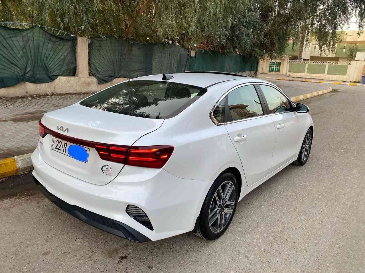 السلام عليكم
للبيع كيا فورتي  2024  وارد كندي 

ضرر بسيط بالجاملغ الخلفي مصلح ومصبوغ + قبق الجنطه بدون دواخل يعني الحوض سليم  

وبيه الجاملغ الامامي تعديل بارد فقط

بدون دواخل يعني شاصي ولغد سليم 

شرط بدون ارباك وبدون تبديل 

صور الضرر مرفقه مع الصور 

مواصفات EX يعني فووول 

سلايت    ويل كروم 

بصمه + تشغيل عن بوعد 

رادار امامي ورادار جانبي كله شغل 

سايد بريك بصمه  تدفئه كشن 

تبريد شاشه + قطعتين 

تحكم ستيرن كامل + تدفئة 

كير اوتو  ومحرك شرط على وضع الشركة  محرك 2000 دوش 

 لايت لد او زنون 4 عدسه + البك لد 

السيارة شرط حلوه و جديده لوك ماشيه 12 يعني بحالت الوكاله 

رقم اربيل دولي بسمي سنويه جديدة يعني شرط التحويل 

السعر 177 وبيه مجال بسيط الشراي يخابر 

***********
