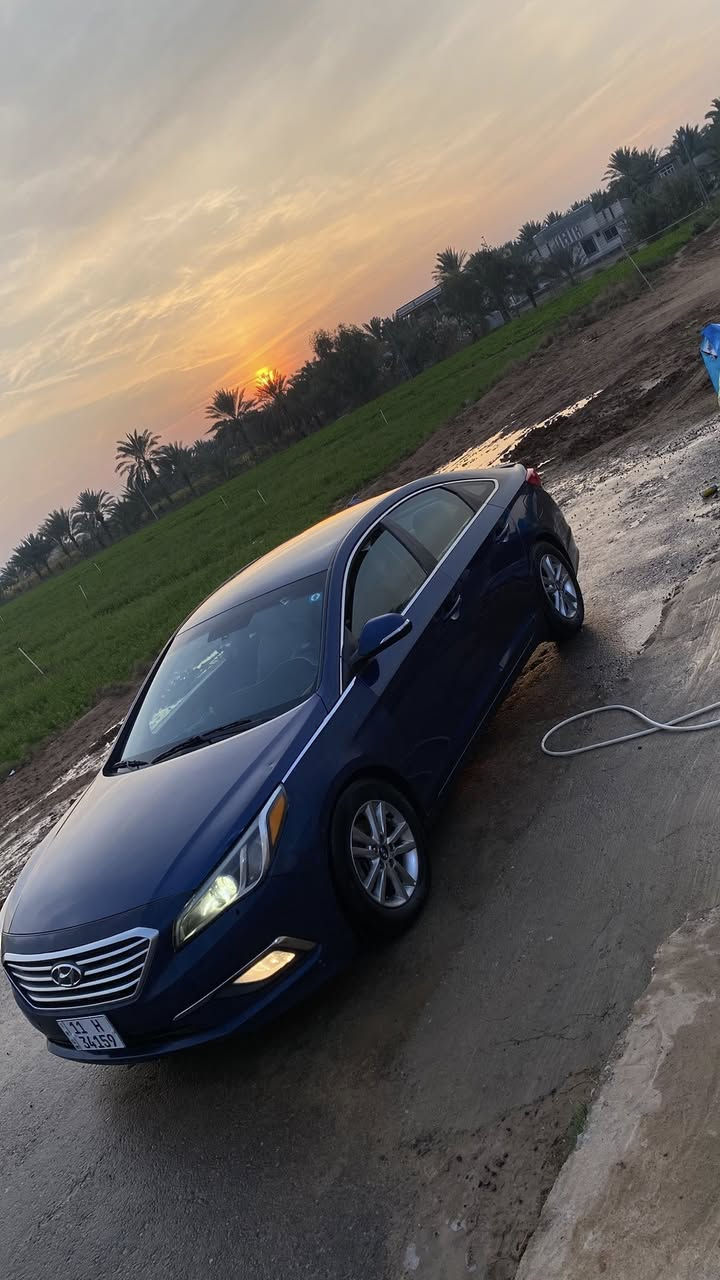 سوناتا 2017.                                                                       وارد امريكي 
حادث جاملغ امامي سايق
لا لغد لا شاصي سونر موجود تعديل بارد بسيط بالجاملغ الغلفي
موصفات مري شفط اشاير بالمري شاشه اندوريد فول تحكم استيرن شاشة اعطال
محرك GDI 2400
تحويل ثاني يوم
سعر 130 
رقم *********** متواجد واتساب
