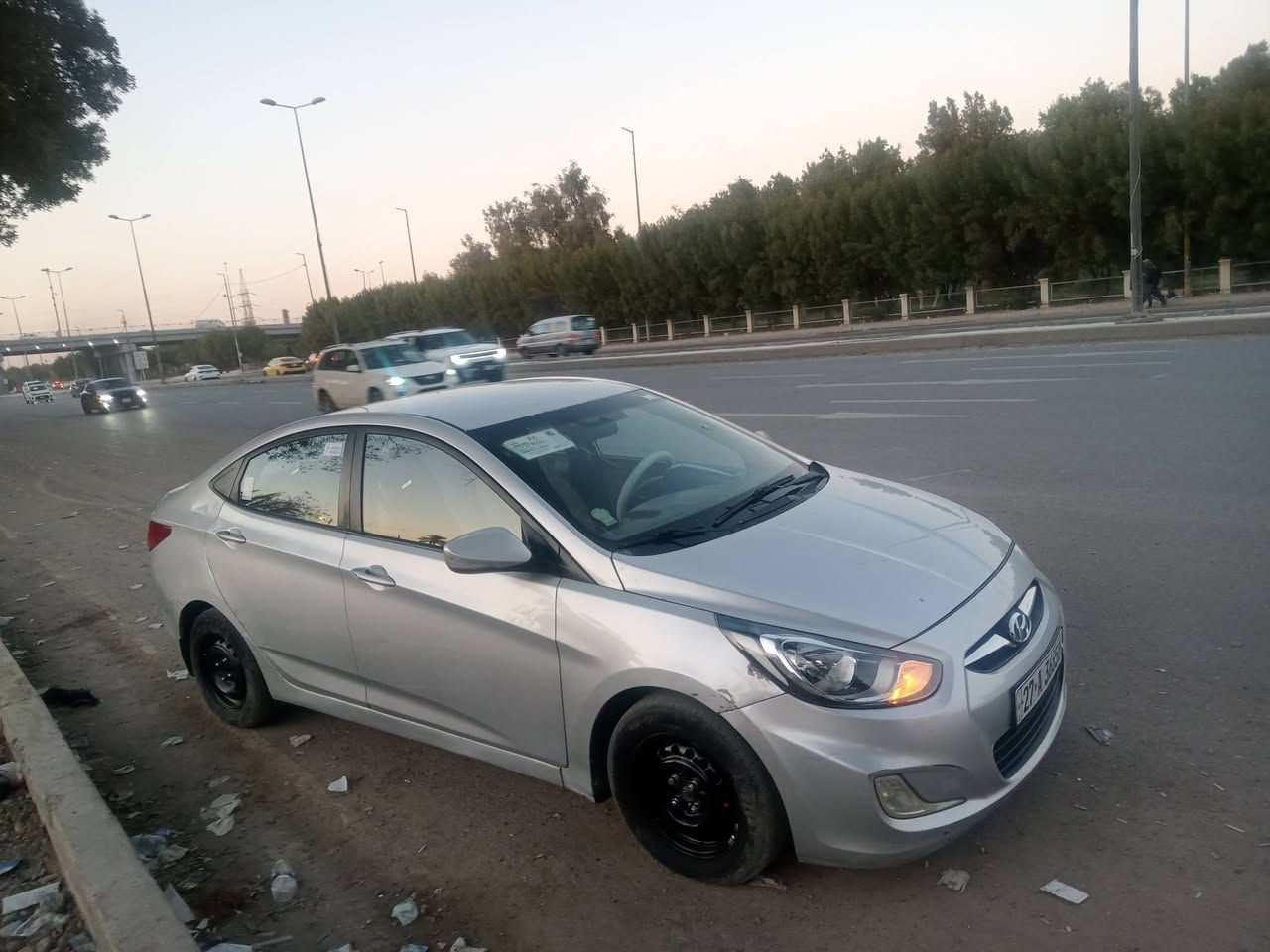 السلام عليكم اكسنت موديل 2013 خليجي مكينه 1600 قطرتين رقم ذي قار رقم الجديد تتحول بكل مكان السياره بيها حادث جاملغات خلفيه بدون حوض وباب خلف السائق صبغ  وبيها مكانات بارد السونار مرفق  السعر 76بيها مجال بسيط مكانها بغداد الحريه للاستفسار ***********
