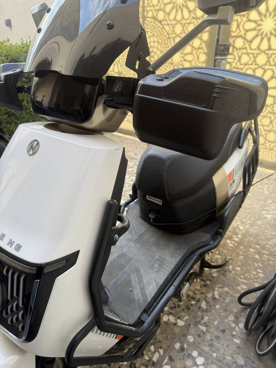 للبيع مكاني بغداد السعر 800 الف بيها مجال للتواصل ***********
