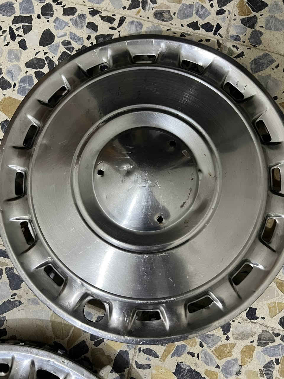 كبات للبيع نضيفات جدد كدام عينك
*********** يوجد توصيل
السعر 95,000 الف
