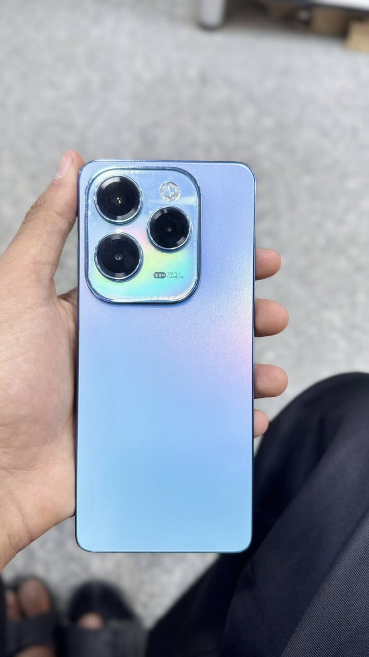 السلام عليكم للبيع
انفنكس هوت 40 برو ذاكرة 256 بعشوائية 21 
شاشة 120 هيرتز ومعالج قوي 90 فريم بكل الألعاب بطارية 5000 جهاز مكفول من كلشي وكامل ملحقات السعر 170 وبي مجال الاستفسار اكثر على رقم *********** 
مكاني ديوانية _ حي الامين الاولى
