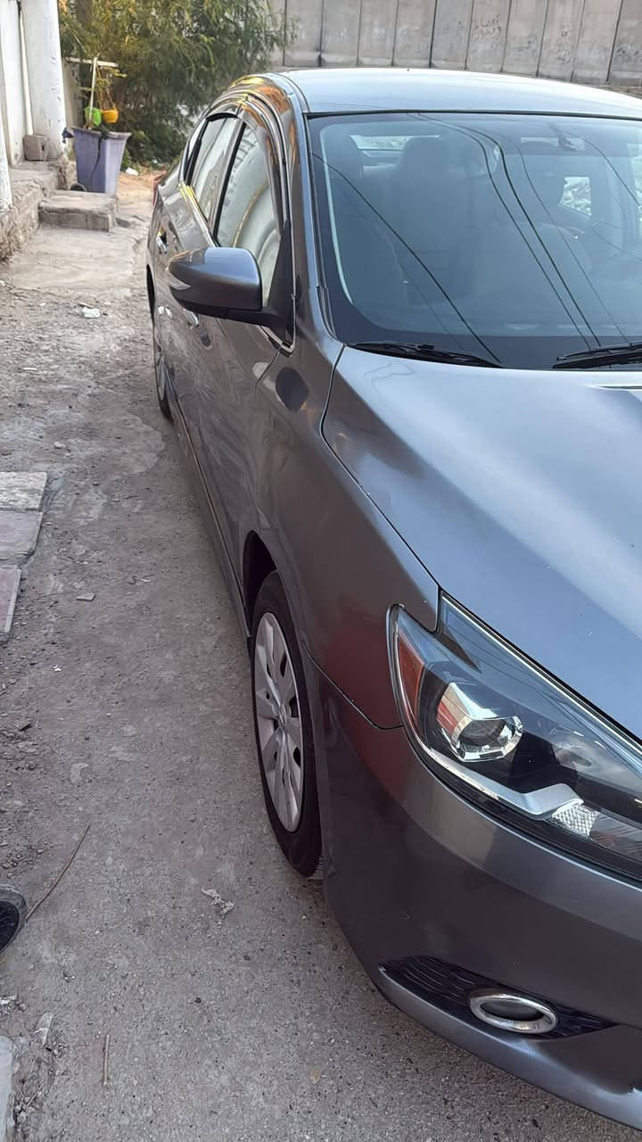 مكلف بالنشر .. للبيع نيسان سنترا SR السيارة خير من الله كير محرك صدر تخم تاير داخل السيارة مواصفات هاي لفئة معروفة بصمة تشغيل وأبواب والشاشة بلاد حادثها مرفق بالمنشور بيها أربع قطع صبغ البنيد بارد بدون صبغ السنوية لغاية ٢٦ ( سعرها ١٠٥ وبيها مجال إن شاء الله )
رقم تلفون *********** جليل ابوعلي الجوداوي  صاحب السيارة
