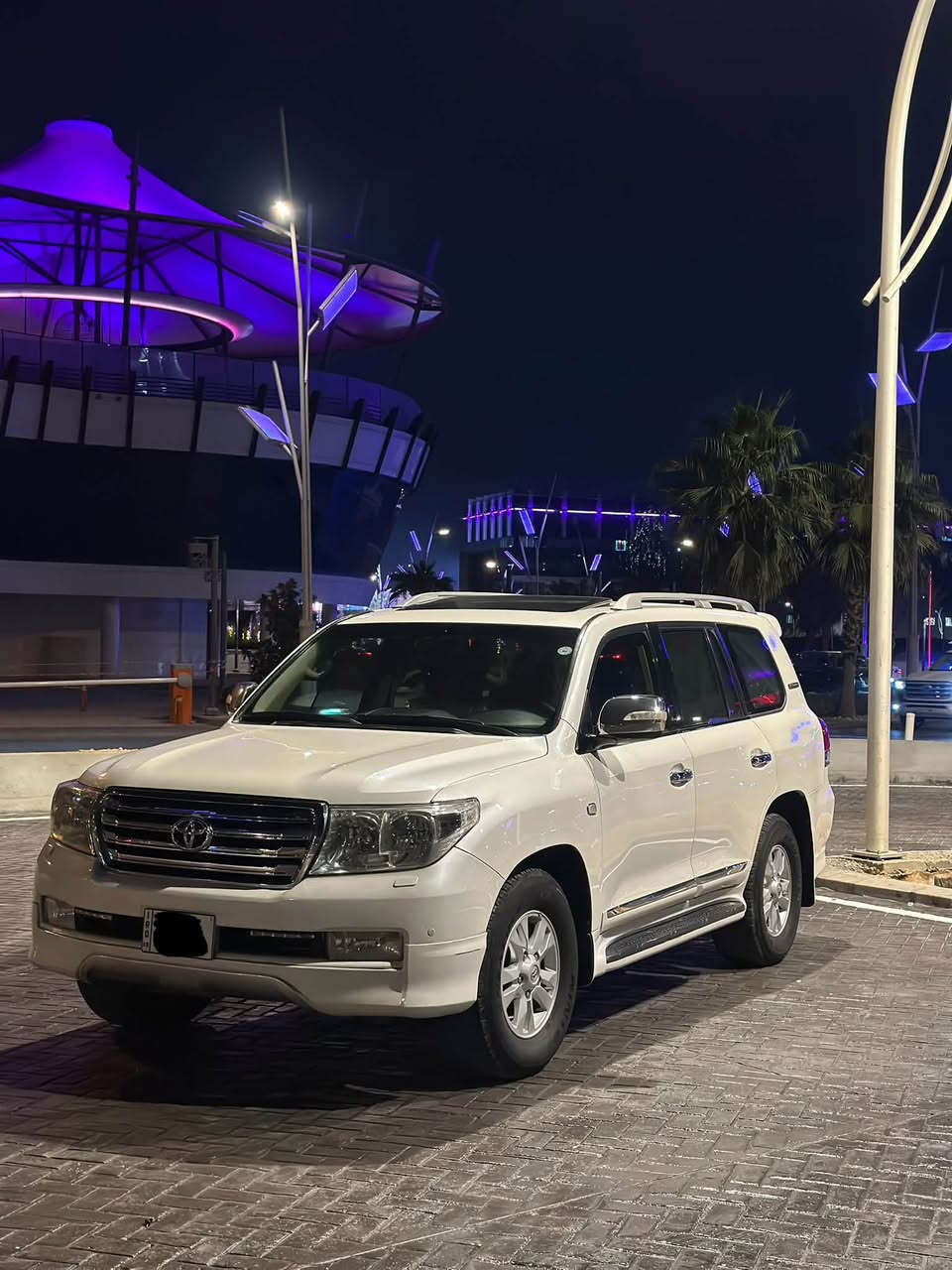 ‏Toyota Land Cruiser 
موديل 2011 مواصفات GXRi ستینی
 فوول فوول سلایت
…
حجم المحرك / V6 كبس ، جير و محرك بشرط
رقم اربيل/ سنوية و رقم جديد ، سيارة بأسمي
ماشي / فقط (١٦٥ ) الف كم سيارة  نظيف
سونر موجود
  تحويل  ، غرامة ، نفس اليوم
سعر 315ورقةم مجال
رقم موبايل 
واتساب ***********////
/***********
