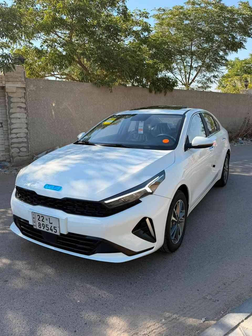 سلام عليكم
للبيع كي3 خليجيه 

موديل 2022 
كفاله عامه سياره سونار مرفق
فول مواصفات ١/١ 
ماشيه ٤٤ الف 
السعر // ١٢٩ وبيها مجال قليل 
***********
عنوان / بغداد البياع
