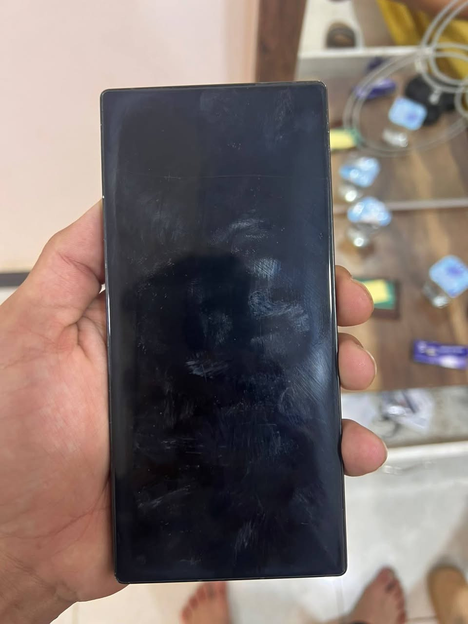 جهاز ريدماجيك 9برو نضيف وستعمال قليل ذاكره 256 رام 12 الجهاز مابي اي شي فقط كسر خفيف ومامبين بل شاشه الخارجيه ونهائياً مامئثر ع لمس واصلاً مامبينه والجهاز ابد مامفتوح فانات وكلشي شغال بي واداء الجهاز كلش حلوو سعر الجهاز 425 مع كارتونه وشاحنته للتواصل الواتساب ***********
