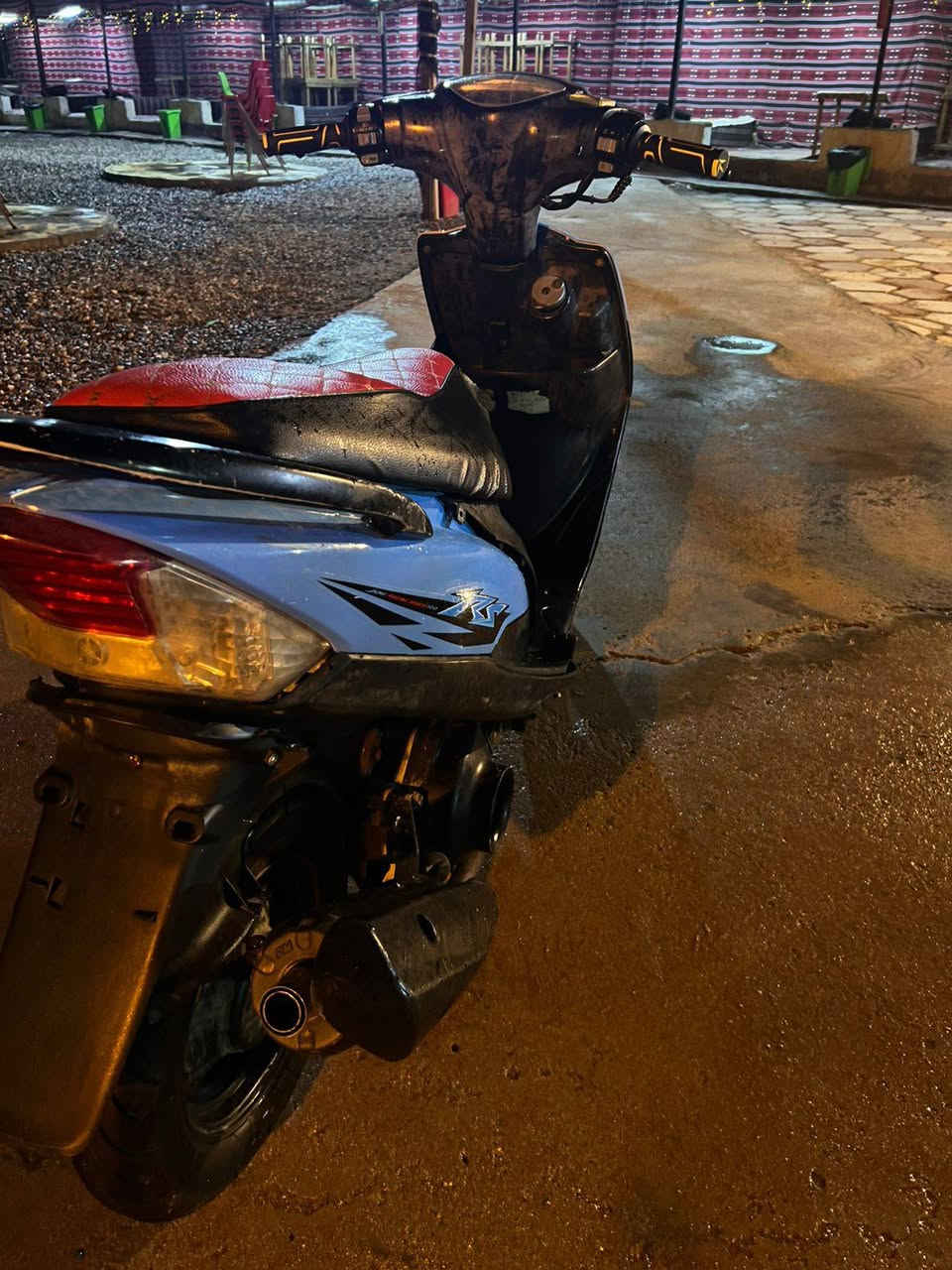 سلام عليكم دراجه ماكس عدله ياباني كلشي شغال اي نقص ما بيهه سلف اشاير هورن هندر دراجه نضيفه جدآ صالنصه FM رياضي دبل خلفي رياضي بوشه 55 سعر 650 تواصل ***********
