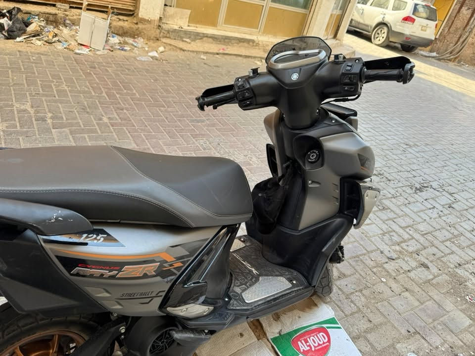للبيع
***********
