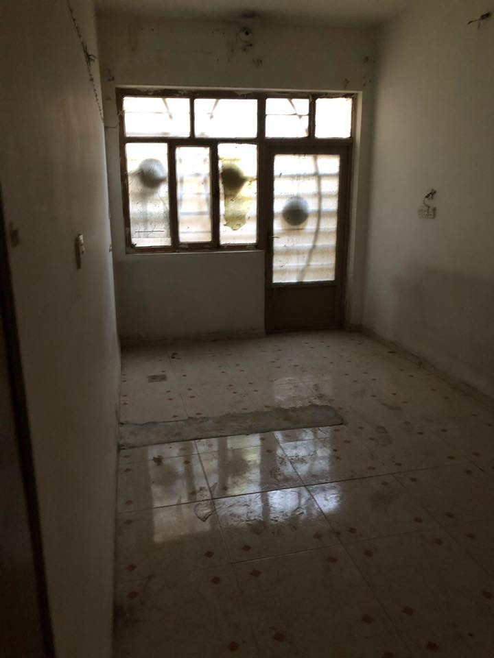 شقة للايجار طابق ارضي
المساحة : 100 م
الموقع : حي الاسرة الفرع المقابل مصرف الدم 
للاستفسار الاتصال على الرقم : ***********
