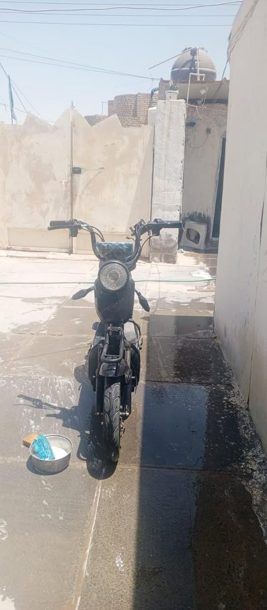 سلام عليكم دراجه حلوه شحن اريد بيعه مكاني بغداد حي نصر سعر ٢٥٠بيه مجال كلش قليل حق جيه رقم لهاتف***********
