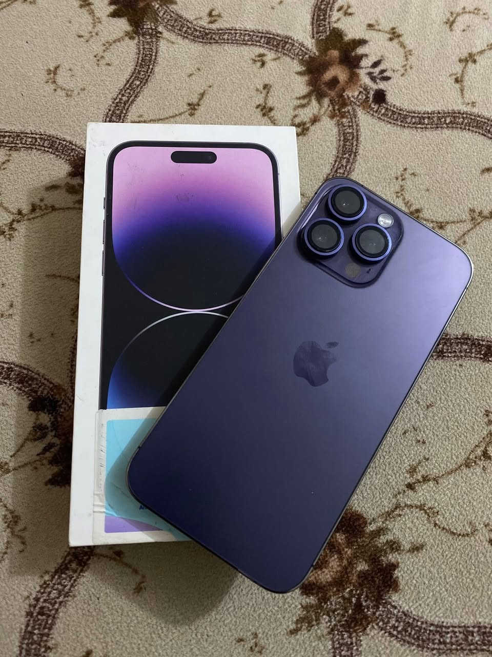 سلام عليكم ايفون 14برو ماكس للبيع دبل خط(خطين)
ذاكره256
بطاياريه79
جهاز نضيف بدرجه 
الضرر مستبدل ضهر بلادي شركه مامفتوح الجهاز 
سعره. 750وبي مجال شي قليل 
مكاني فلوجه. 
الاستفسار. ***********
