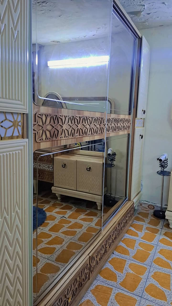 غرفه تركي باب اول كلش جديده وجرابي ٢ نفر الشراي فقط يدخل خاص


**إذا كنت صاحب هذا الإعلان وتريد حذفه لأي سبب، رجاءا أرسل رسالة إلى الدعم الفني**