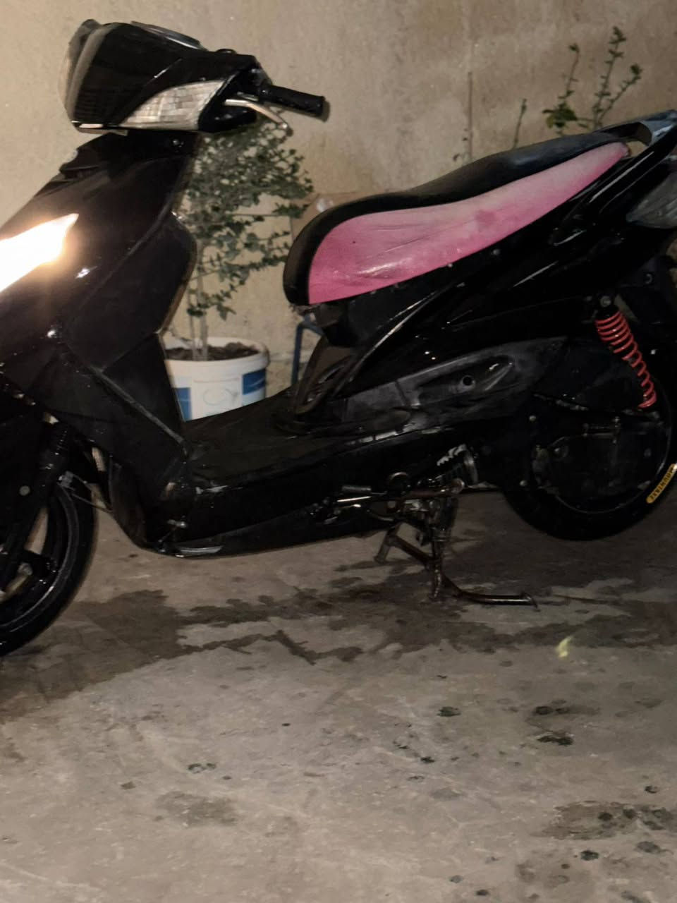 سلام عليكم سكنسك فحل ياباني دراجه خير من الله بلادي شراي اتصل وبيك خير ودلل ب٨٠٠ وبيه مجال ***********بس واتساب
