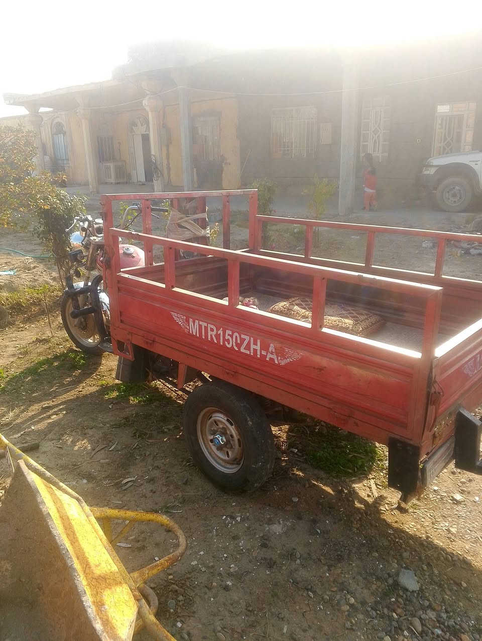 السلام عليكم ستوتة ام تي ار 2018 مكينة 2022 شغالة كاملة نقصهة فقط راجز مال سلف الباقي كلة شغال كهربائيات كاملة اوراق كاملة السعر 800 المكان البياع الشرطة الخامسة الرقم ***********
