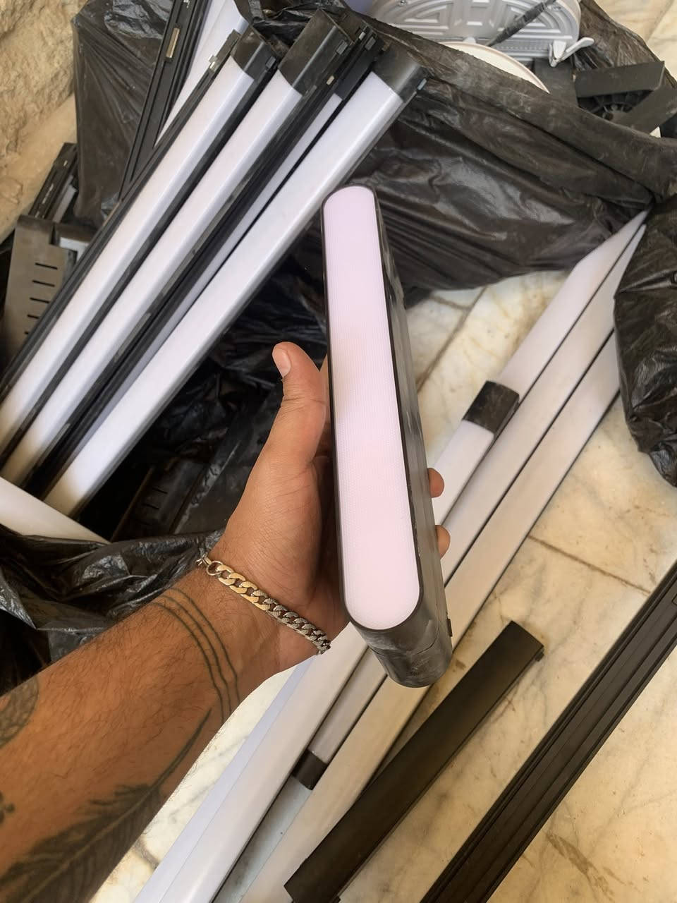 للبيع شمعات SRT


**إذا كنت صاحب هذا الإعلان وتريد حذفه لأي سبب، رجاءا أرسل رسالة إلى الدعم الفني**