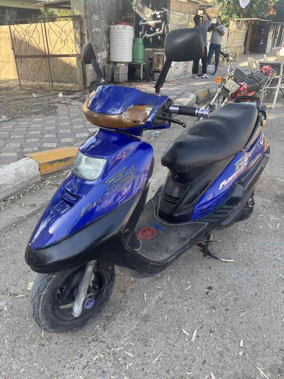 دراجه فراشه للبيع مابي عيل مكينه عيب مابي لا نقص و لا تبخير نكره سلف كهربائيات كاه شغال سعر 400 بي محال عنوان شارع مزرعه مقابل شاكر رضا 
***********
