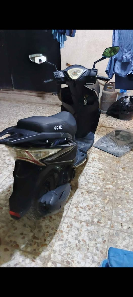 دراجة نضيفة مابيها نقص بيع او مراوس وبجهاز موبايل زين حسب والقناعة ايفون او الترا واذا نضيف انطي فرق مو مشكلة
رقمي *********** كربلاء, العراق
