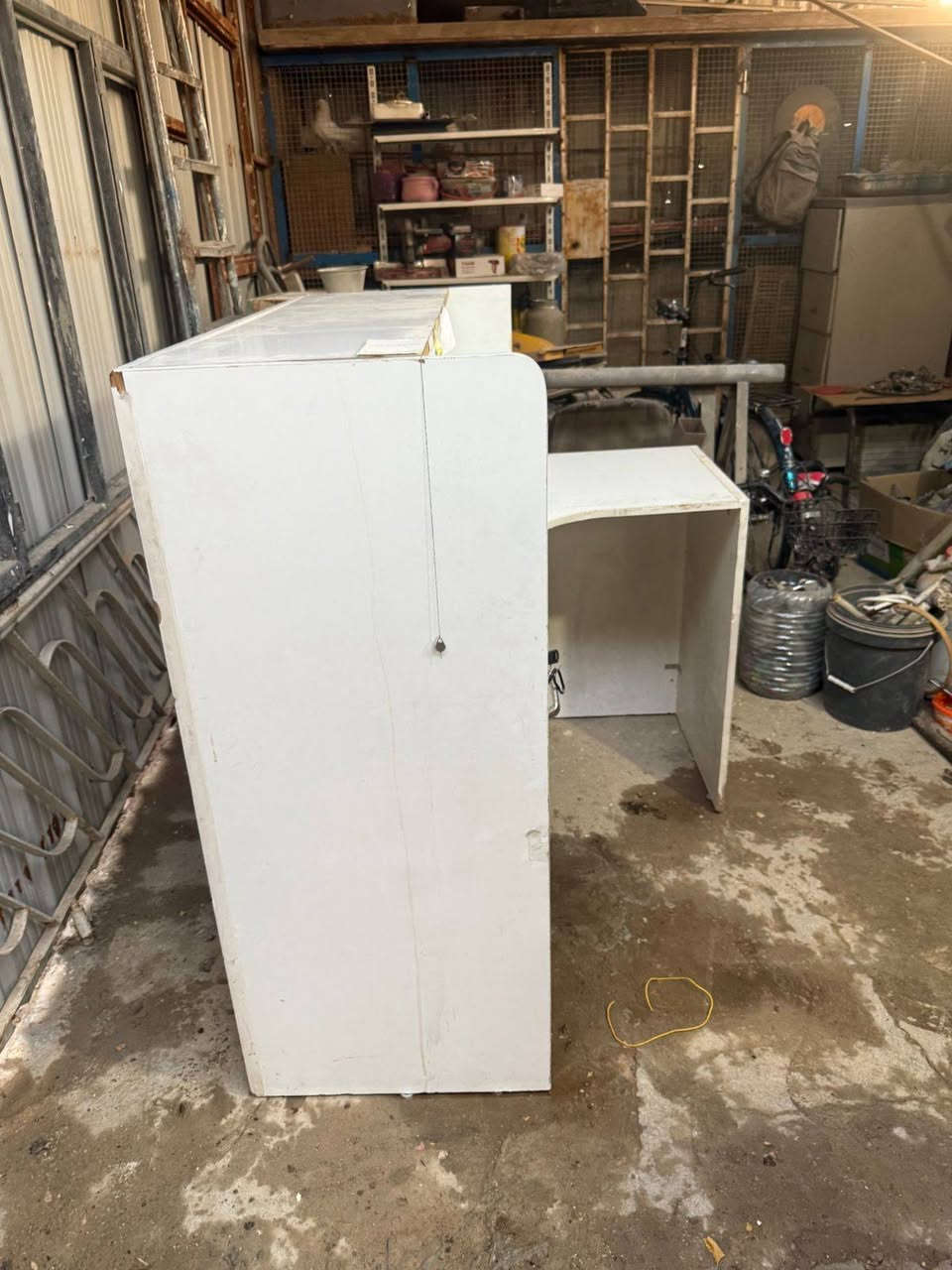 السلام عليكم ميز صيانه للبيع بي مجرات اثنين مكاني بغداد 
***********
