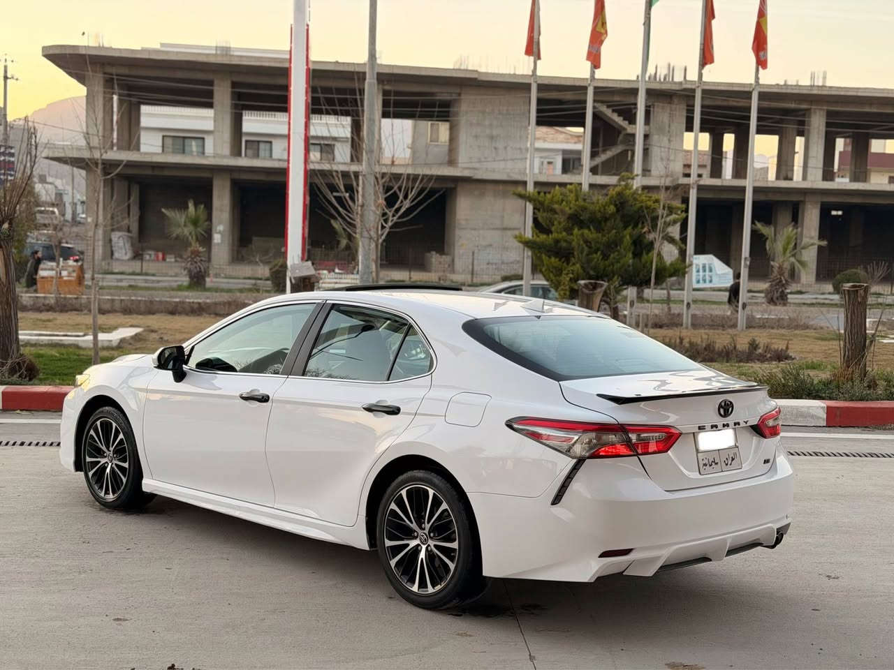 کامری ٢٠١٩ SE 
سلایت رادار کوشن جلد و کارەبای زینۆن دژە خلیسک ٣ گێر
گیرو مەکینە نەکراوەتەوە بەشەرت بەێ عەیب 
بۆیاخ / ٢ پارچەی بۆیاخە لەگەل کەمێک بن دەرگایەک
4T1B11HK9KU736203
٩٣ مایل رۆیشتوە 
سەیارەکە نمونەیە لە جوانی هەموو گیانی بەشەرت هیچ خەلەلی نیە هیچ گلۆپێک پێ نیە 
نرخ/ ١٦٨ 
شوین/ رانیە 
کۆرەک/   ***********
ئاسیا  /  *********** رانية, السليمانية
