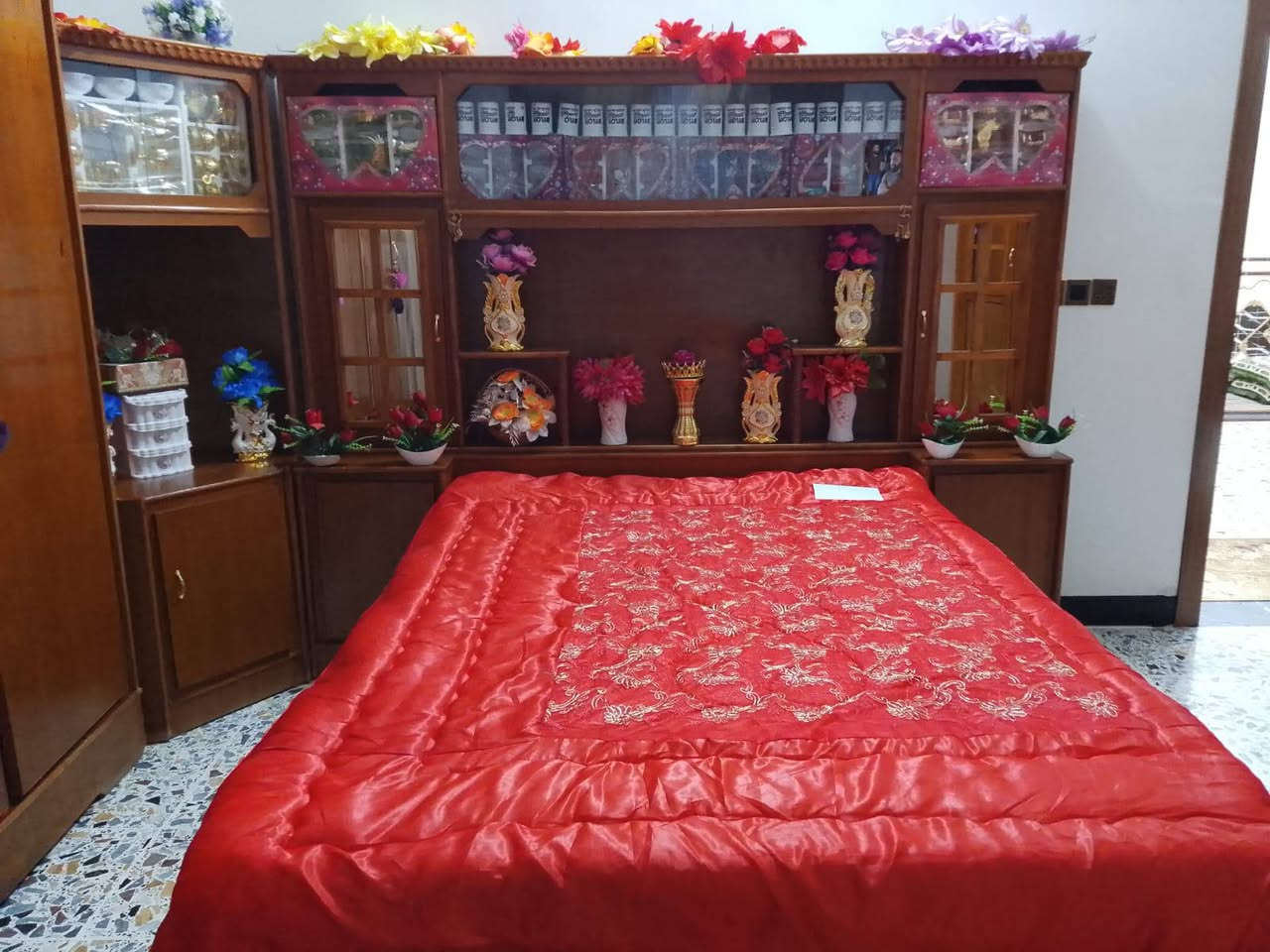 غرفة البيع سعر 550وبيهه مجال العنوان كرمه


**إذا كنت صاحب هذا الإعلان وتريد حذفه لأي سبب، رجاءا أرسل رسالة إلى الدعم الفني**