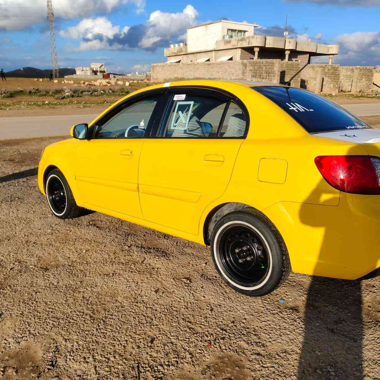 السلام عليكم ريو للبيع موديل 2011امريكي بله ضرر بوند فقط  التصال عرقم ***********
