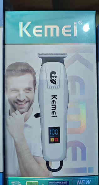 للأستفسار تواصل خاص واتساب ***********
مكاين حلاقة أصلية شعر و لحية ( صفر ) 

الاسعار داخل الصور #نقد_فقط
