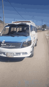 سلام عليكم فاتون للبيع سياره 2010مكفوله من ضربه وصبغ مكينه وكير وكسن خير من الله تاخذ سياره مصفره العنوان كربلاء الحسينيه ***********متواجد عله لخط فقد السعر 64وبيه مجال للشراي
