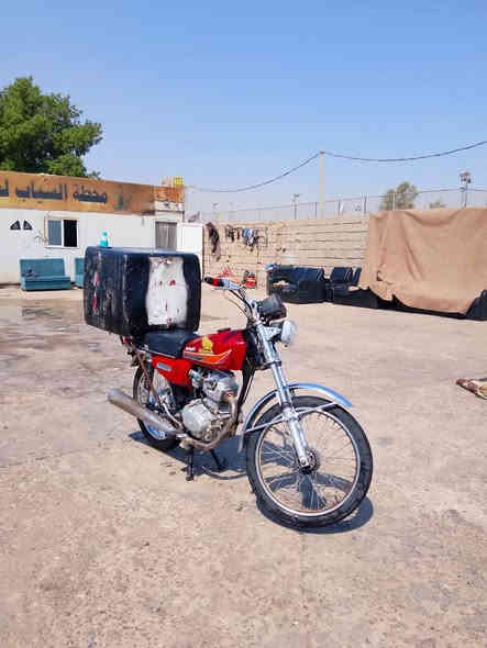 دراجة ايراني ناما اصولي رقم انكليزي بصرة 
الدراجة كاملة مكمله كهربائيات دبلات ويلات كلها جديدة
بيها مشاكل بسيطة خابرني وافهمك بيها
السعر المطلوب مليون و450 الف وبيها مجال 
مكاني البصرة ابي الخصيب
للتواصل *********** البصرة
