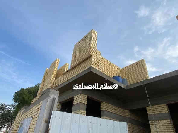 #الحمدلله 
تم اكمال بناء الطابق الاول  مرحلة الرباط فوق الشبابيك مساحةm156
الطوبة والنخيلة الخلفةسلام البصراوي
***********
