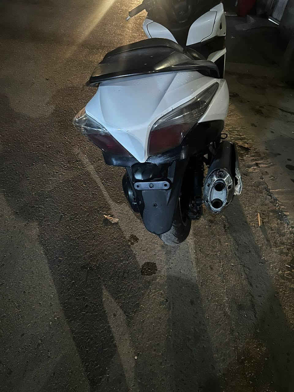 دراجه سلفر 400 كفاله عامه1600
***********
