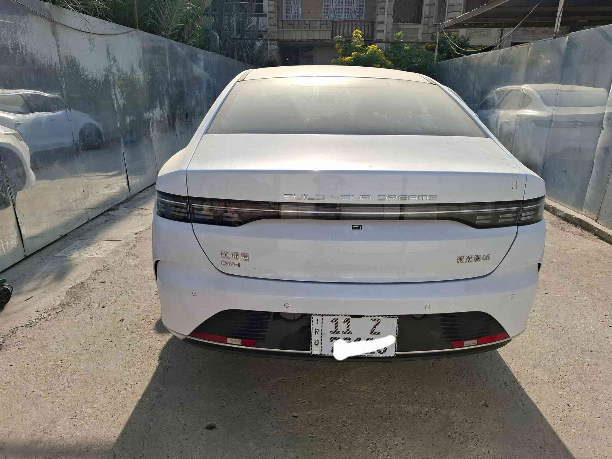 سلام عليكم
 زيرو 2025 مرقمة بغداد تحويل مباشر ثاني يوم 
بصمة + الكارت + الشاحنة + الارضيات 
مع كامل العدة منفاخ وفوم ومثلث وبدلة عمل وهوك سحب وماسحات 
شاشة دوارة ذكية وباقي المواصفات معروفة 
 بالتفويلة الواحدة 45 لتر تمشيك 1200 كيلومتر 
للاستفسار  ***********  اتصال أو واتساب 
مكاني بغداد رصافة
