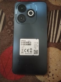 انفنكس سمارت8ذاكره128 بصمة وجه واصبع شغالة الجهاز نظيف١٣٠ وبي مجال0775...